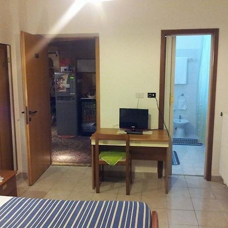 Hotel Acapulco Milano Esterno foto