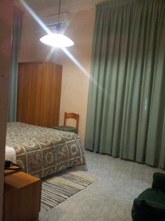 Hotel Acapulco Milano Camera foto